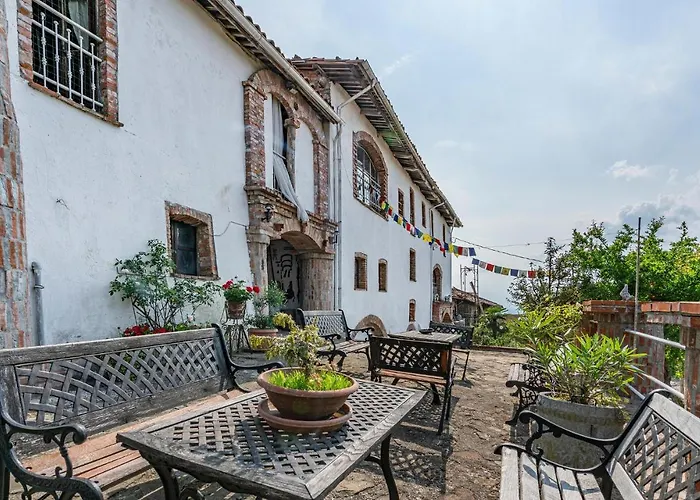 Castello Dei Diamanti * Belvedere Langhe